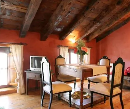 Casa Rural Botica Gomelia Ii Gumiel de Izan