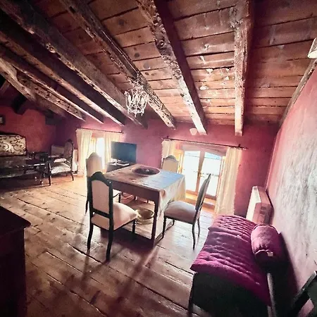Lejlighed Casa Rural Botica Gomelia Ii