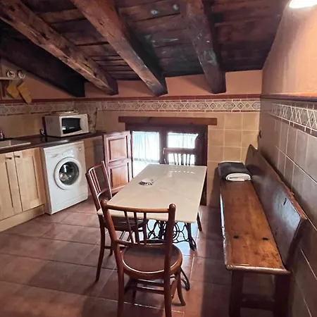 Lejlighed Casa Rural Botica Gomelia Ii