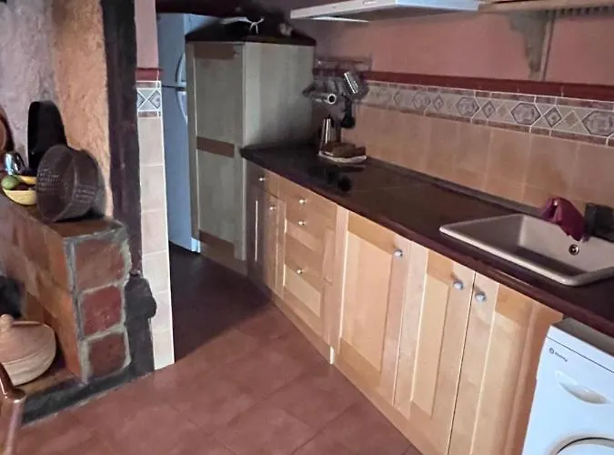 Casa Rural Botica Gomelia Ii * Gumiel de Izan